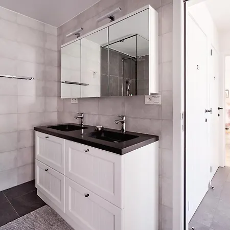 Vakantiewoning De Gulden Sleutels 度假居 *